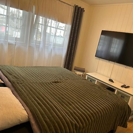 B&B I Flott Utsiktseiendom Otta Quarto foto